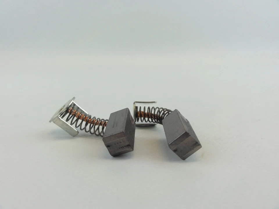 Bosch 2609199169 New Genuine Brush Set for 24618 25618 IWH181 ++ - Image 3 of 4