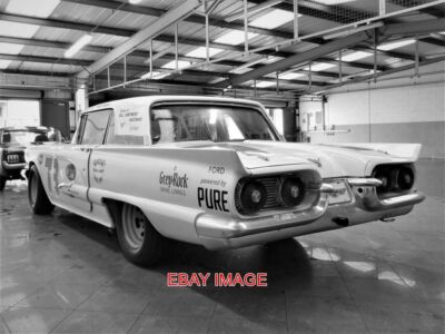 FOTO BILL SHEPHERD'S BEEINDRUCKENDER FORD THUNDERBIRD NASCAR RACER SICHER VERSTAUT AW