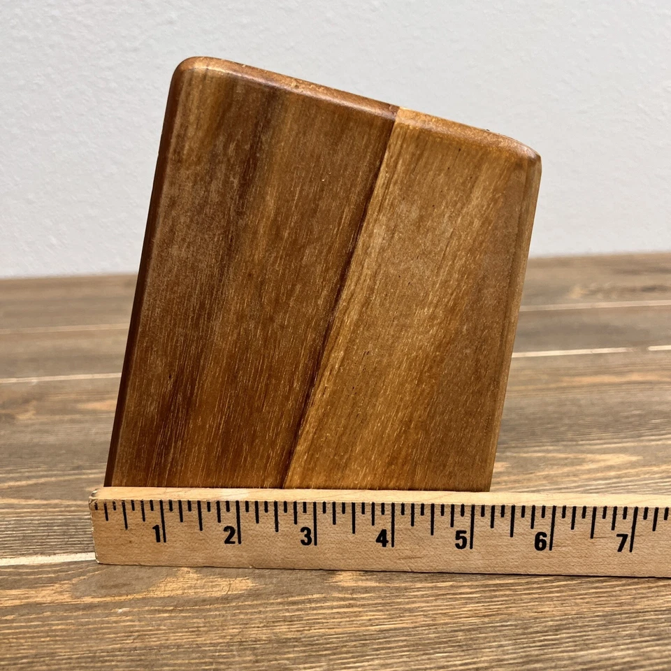 Bloque de madera para cubiertos The Pioneer Woman Breezy Blossom tiene capacidad para 4 cuchillos Foto 2 de 4