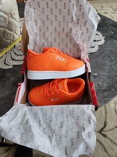 New in Box FILA Infant/toddler Sz 7, Impress LL Low Sneakers Bright Orange - Picture 2 of 15