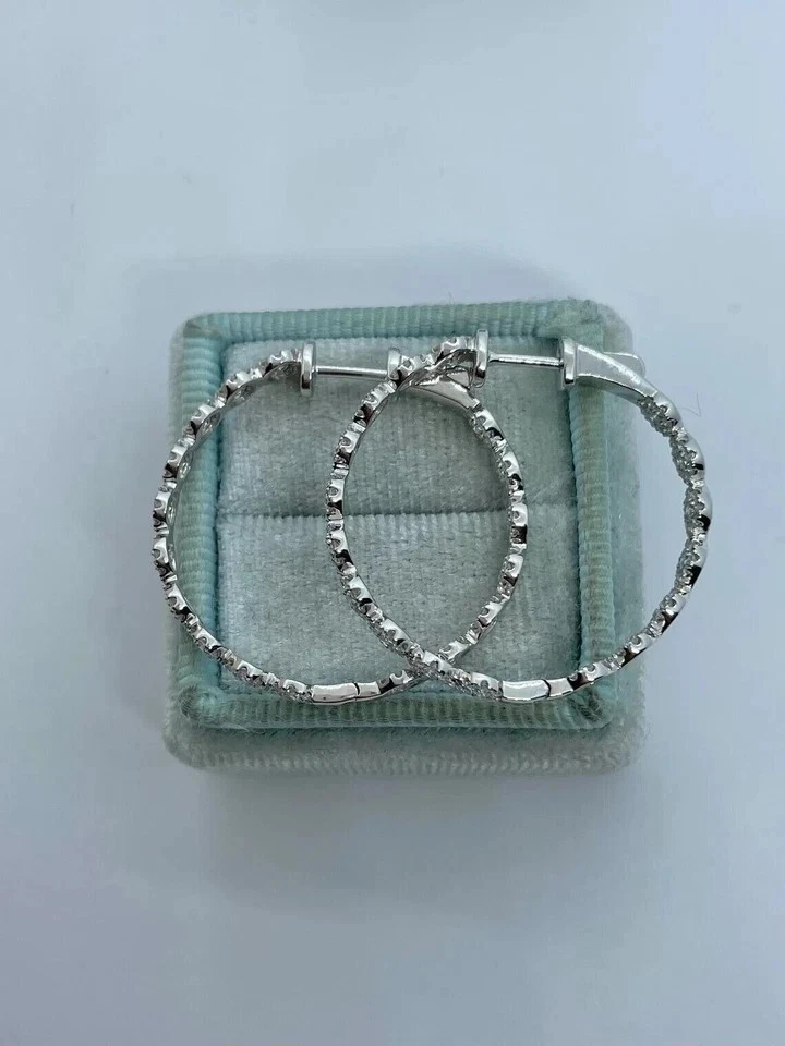 Rund Geschliffen Künstlicher Diamant Damen Huggie Creolen 14k Weiß Vergoldet - Bild 3 von 4