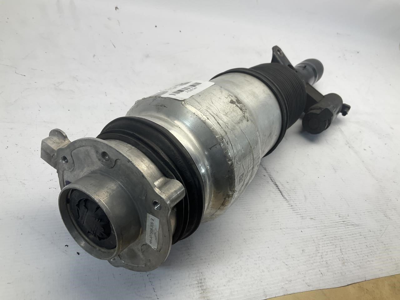 18-24 Rolls Royce Cullinan RR31 Front Left Driver Strut Shock Absorber T