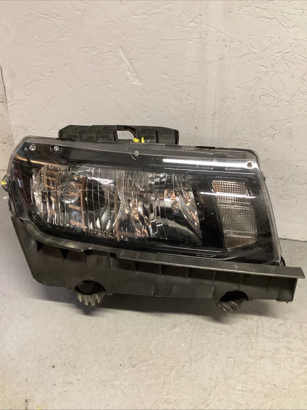 2014 2015 Chevrolet CHEVY Camaro SS LT LS Z28 Right Rh Passenger Headlight OEM