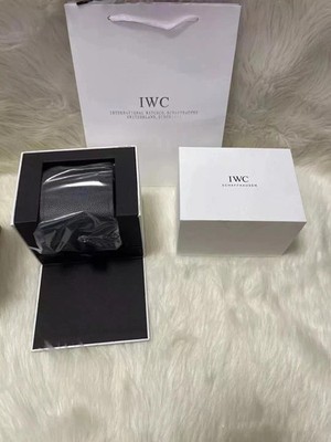 Luxury IWC Schaffhausen Watch Box Set Leather Travel Case Presentation