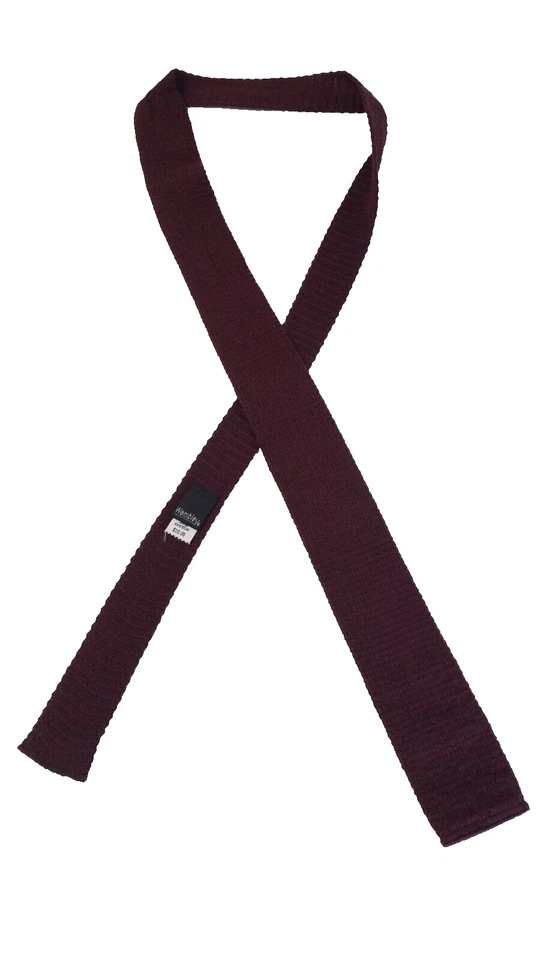 Corbata de Colección Wembley Para Hombres Tejida Cuello Extremo Cuadrado Granate Ajustada Años 80 Hip Geek 1105 Foto 2 de 4