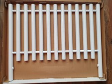 QUINN RUSSELL DESIGNER RADIATOR QRU02W - OVAL FENCE WHITE (H)800 X (L)1000MM