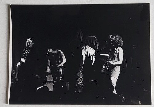 THE CRAMPS -MEMORABILIA LOT-TOUR PROGRAMME '86/FANZINE/LIVE PHOTO/RARE PIN BADGE - Picture 5 of 15