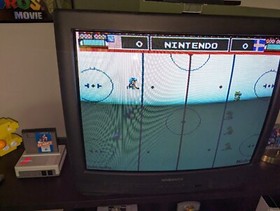 ICE HOCKEY - Classic NES Nintendo Game (TESTED-WORKS)