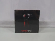 Beats by Dr. Dre Tour In-Ear Model No.  810–00009 Black and Red - New Sealed