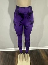 Leggings size Medium women high rise full length scrunch