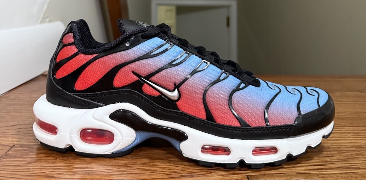Nike Air Max Plus シューズ Nike Air Max Plus University Blue Light Crimson (Women's) HF5386
