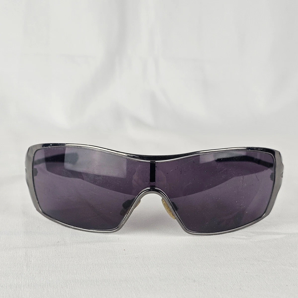Oakley Dart 12-881  Polished Black Frame Polarized Sunglasses Oakley 0OO9188 Sunglasses in Black | Target Optical main image 4