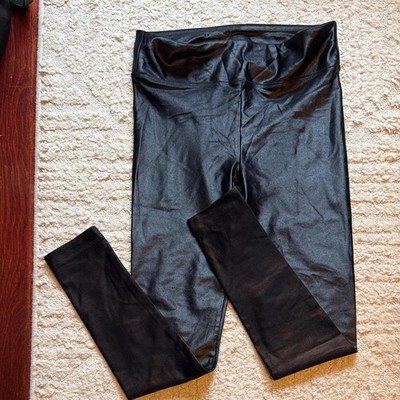 Koral shinny leggings EUC lize medium