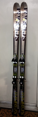Salomon scream8 pilotスキー板 Salomon Scream 8 Pilot 185cm - 22 Radius, 110/75/100 Side-Cut Good