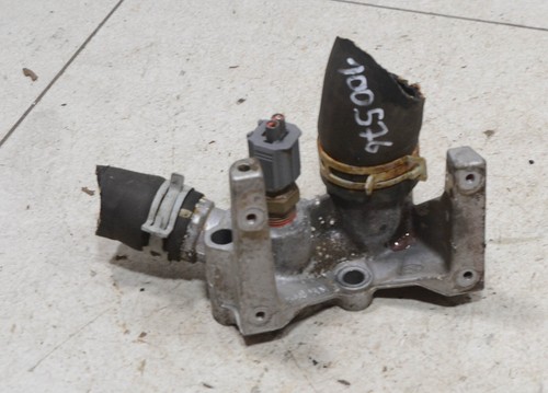 FORD Fiesta 5 V JH Bj 07 1,4 59KW 80PS Thermostat Gehäuse Flansch 100576-H485