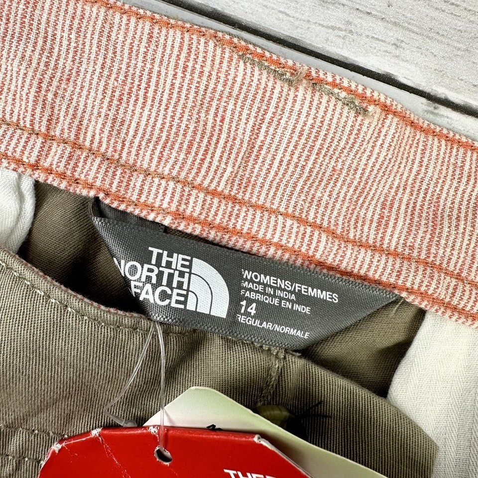 The North Face NWT Womens Junewood Shorts Size 14 Reg Khaki Stretch New