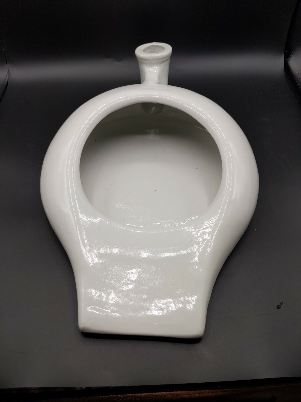 Vtg White Porcelain Ceramic Chamber Pot Bed Pan Urinal Hospital Antique