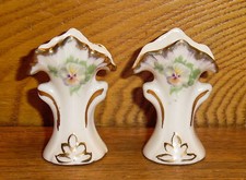Pair Of Miniature Porcelain Souvenir Vases Or Toothpick Holders - Mr. Vernon VA