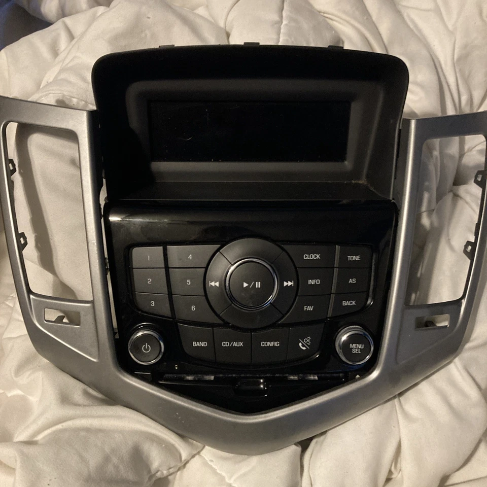 Chevy Cruze 2011-2016 pantalla de CD radio audio estéreo OEM stock completo 3 piezas Foto 4 de 4