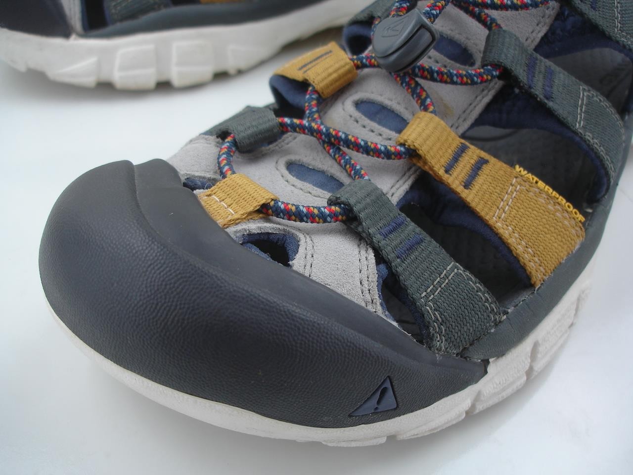 Sandali da trekking Keen uomo 8 5 M Newport Evo H2 gargoyle grigio giallo corona blu