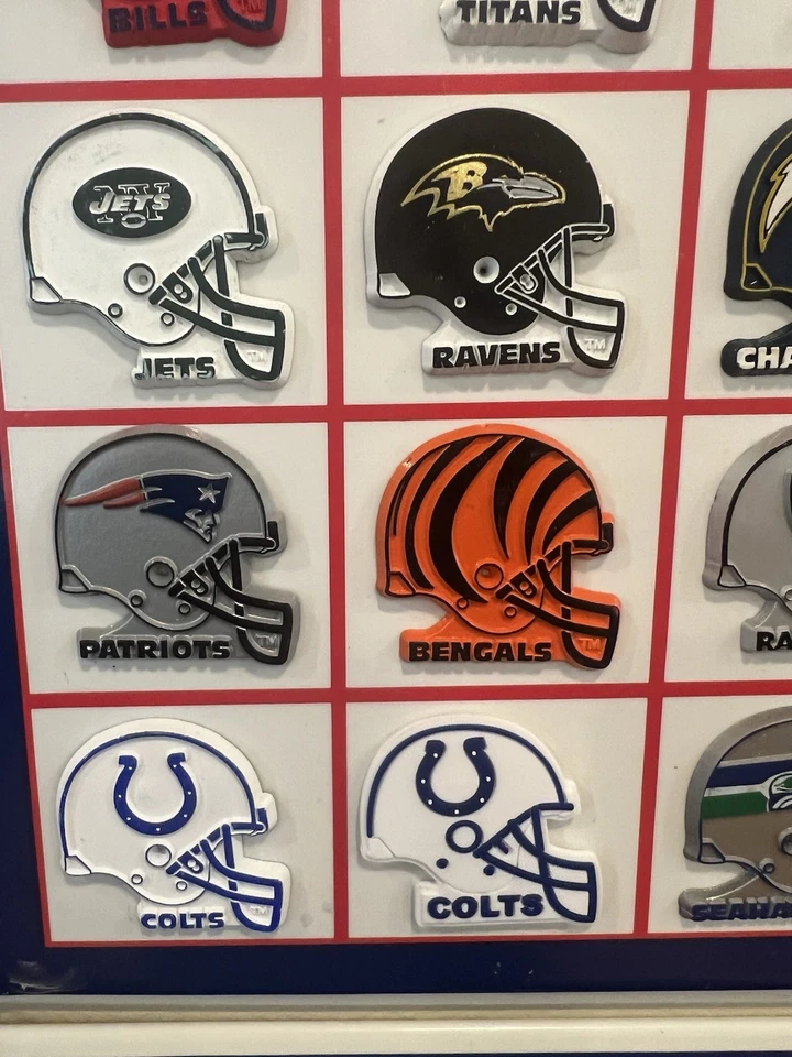 DE COLECCIÓN NFL INDIANAPOLIS COLTS TABLA DE PIE DE GOMA NEVERA IMÁN EDICIÓN 2025 Foto 3 de 4