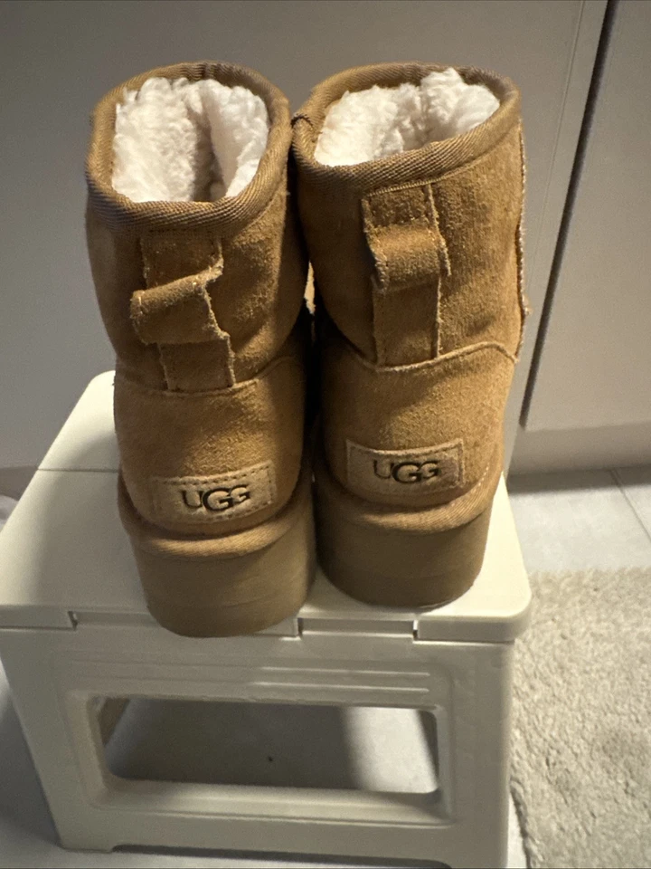 UGG Australia Classic Mini II Boot Stiefel für Damen - Chestnut, EU 38, Foto 3 von 5