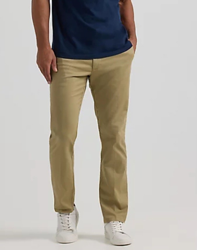 Lee Mens Khaki Extreme Motion MVP Relaxed Fit Pants Straight Leg Size 46X29  NWT