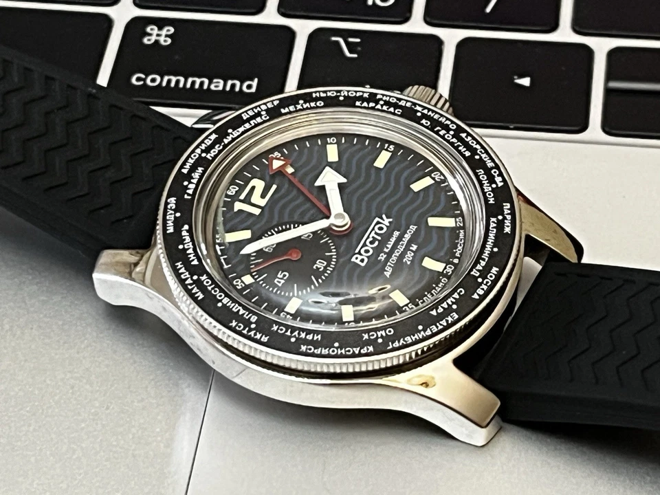 Nuevo Reloj Automático Para Hombre Vostok Amphibian 13003V Esfera Azul Buceo 20 ATM Foto 2 de 4