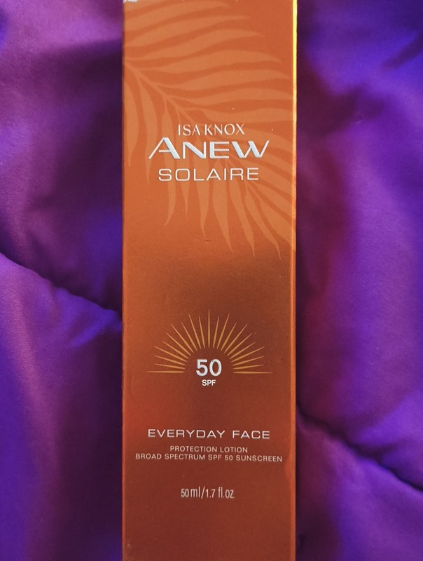 Avon Isa Knox Anew Solaire Everyday Face Protection Lotion Broad Spectrum SPF 50