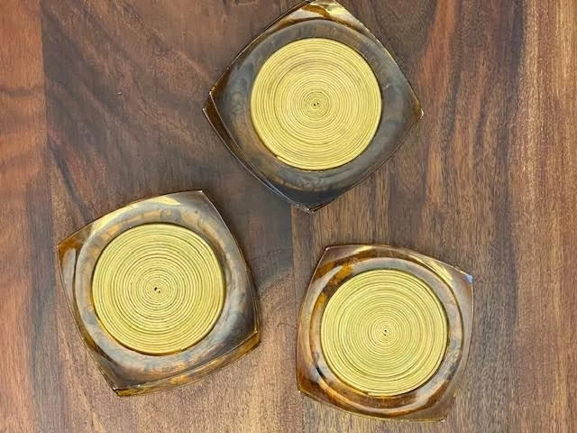 De colección Lucite Acrílico Caparazón de Tortuga 7 Posavasos Celulosa Cuerda Remolino Estante MCM Foto 2 de 2