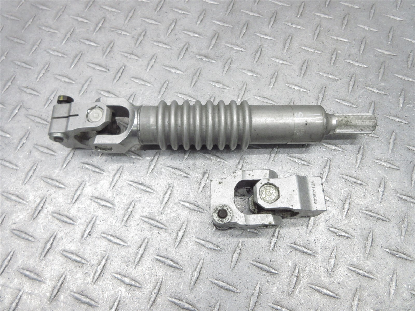 2008 Ferrari F430 Spider 171528 Steering Column Cardan Shaft U-Joint