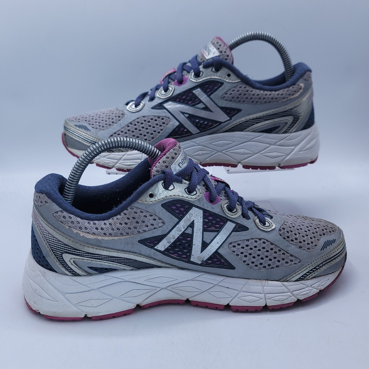 New Balance 840 v3 Lace Up Athletic Running Shoe Womens Size