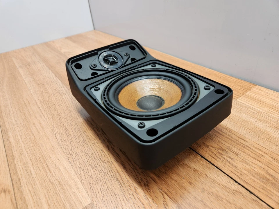 ✅ Altavoz de estante trasero derecho del lado del pasajero OEM BMW E28 528e 533 535 Foto 4 de 4