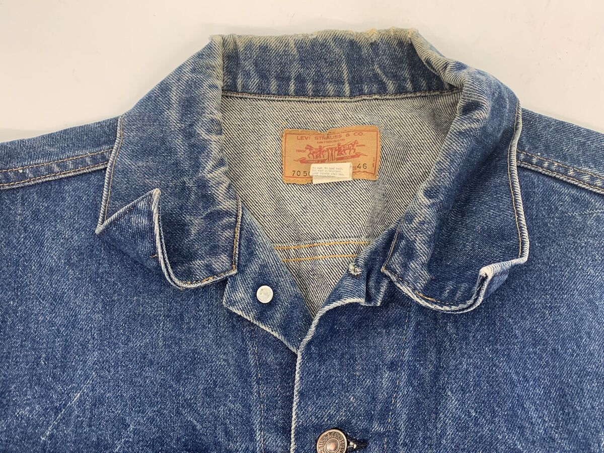 Vintage Levis Type 3 Small e Denim Trucker Jacket 70505-0217 Vintage Levis Type 3 Small e Denim Trucker Jacket 70505-0217