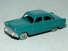 Matchbox Lesney 33 Ford Zodiac Mk 2 saloon dark green, metal wheels