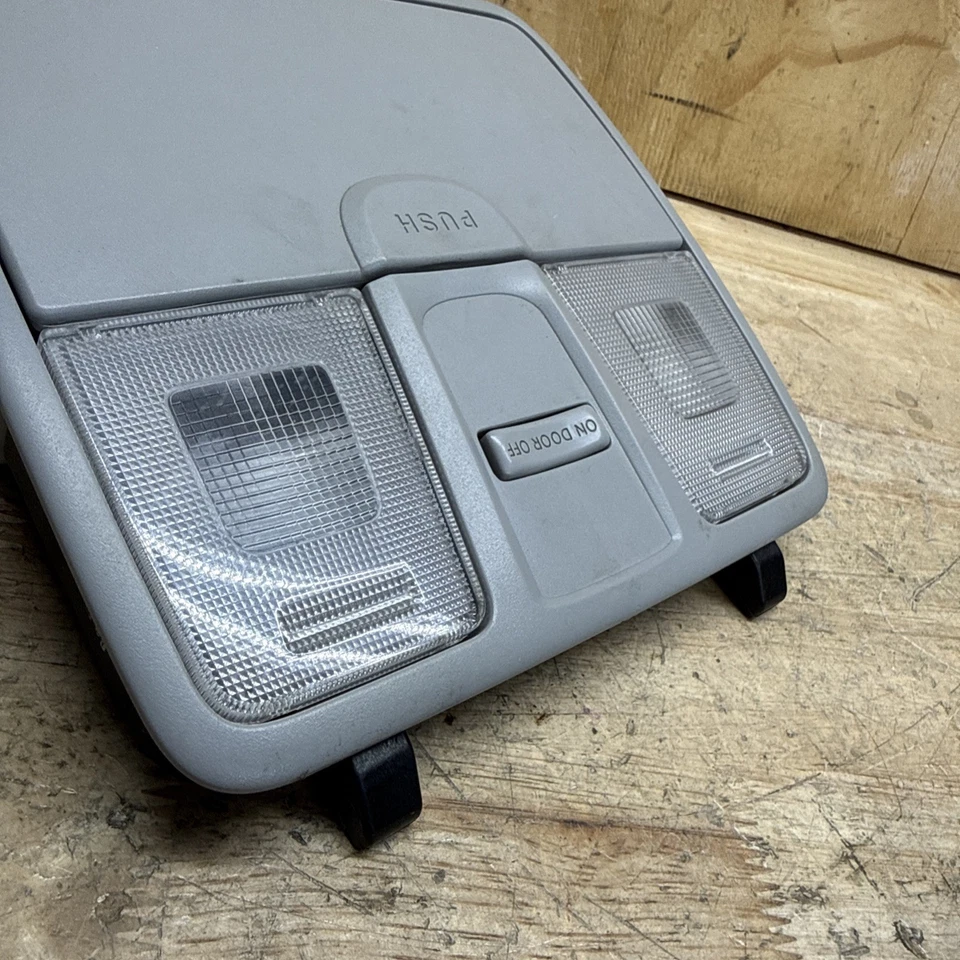 2013-2017 Hyundai Elantra GT Overhead Console Dome Map Light Lamp 92800-A50xx - Imagem 2 de 4