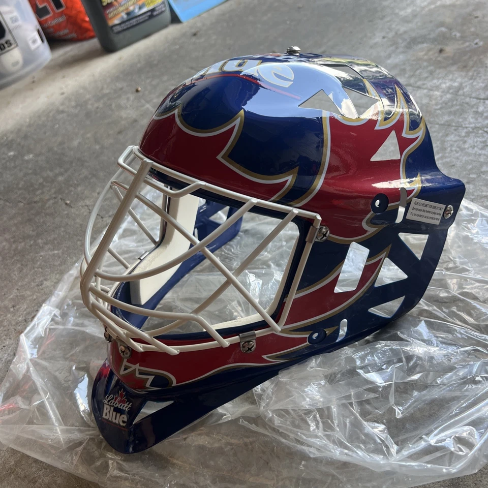 Labatt Blue Hockey Goalie Mask Full Size Wall Mount Vintage - Image 2 of 4