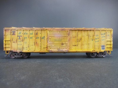 HO SCALE WEATHERED ITC 8118 ILLINOIS TERMINAL EXTERNAL POST 50' BOX CAR