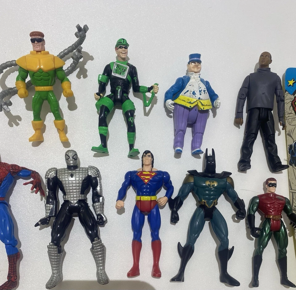 Vintage 89-90s Toy Biz Kenner Marvel Dc Action Figure lot Batman Venom 4816 NIB - Image 4 of 4