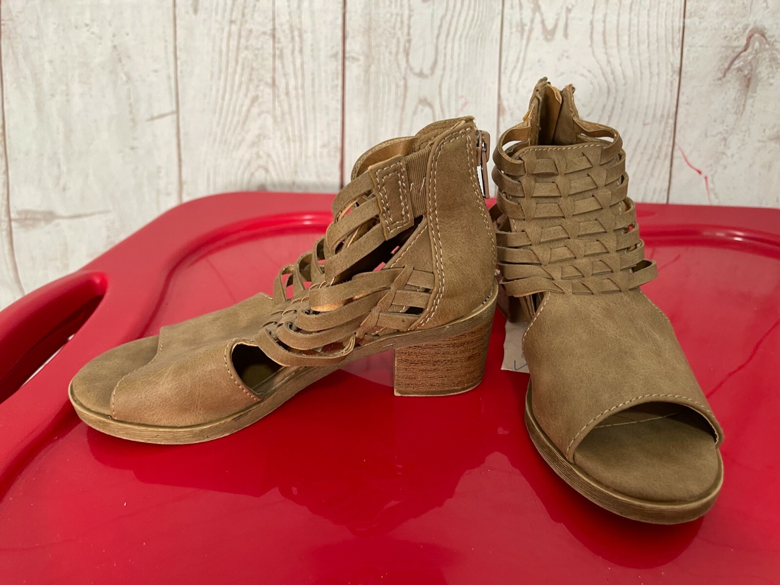 Jelly Pop Girls Strappy Sandals Open Toe Brown size 12M Top Sale