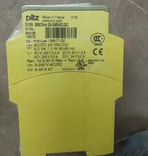1pcs PILZ Safety Relay Module  884100