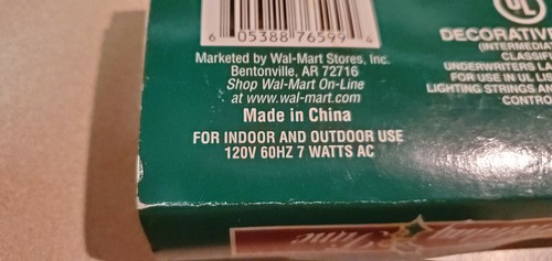 Holiday Time Four C9 Replacement 120V 7 Watts Indoor/Outdoor Bulbs (NEW) - Picture 4 of 5