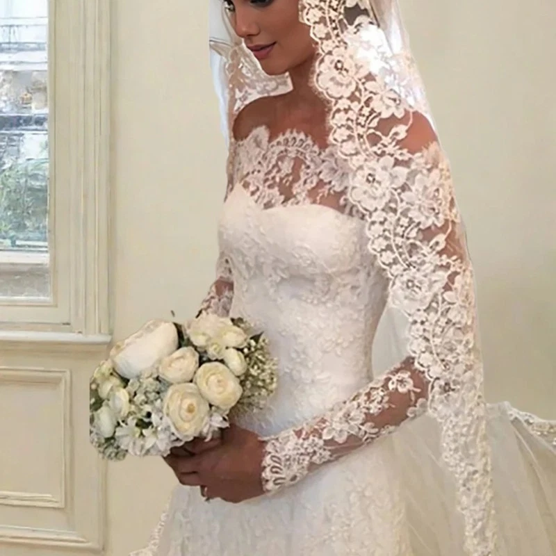 White Exquisite Lace Wedding Dress Long Sleeves Mermaid Bridal Gowns Bride Dress - Image 2 of 4