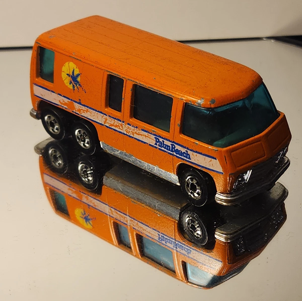 Hot Wheels GMC 1976 Vehicle Year Vintage Manufacture Diecast Cars