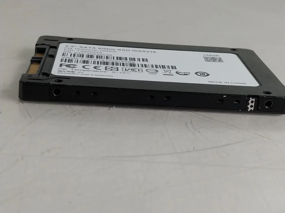 ADATA ISSS316 ISSS316-128GD 128 GB SATA III 2.5 in Solid State Drive - Image 2 of 4