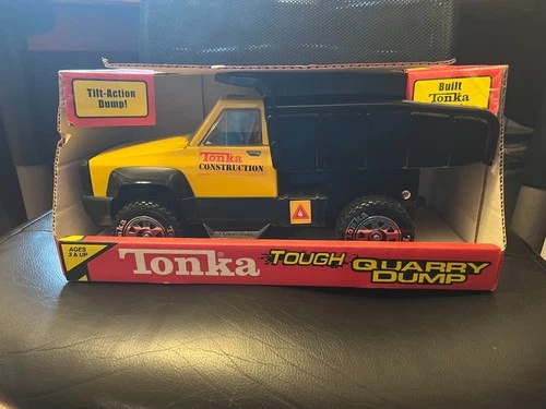 Tonka Quarry Dump Truck Steel Construction Truck  with box
