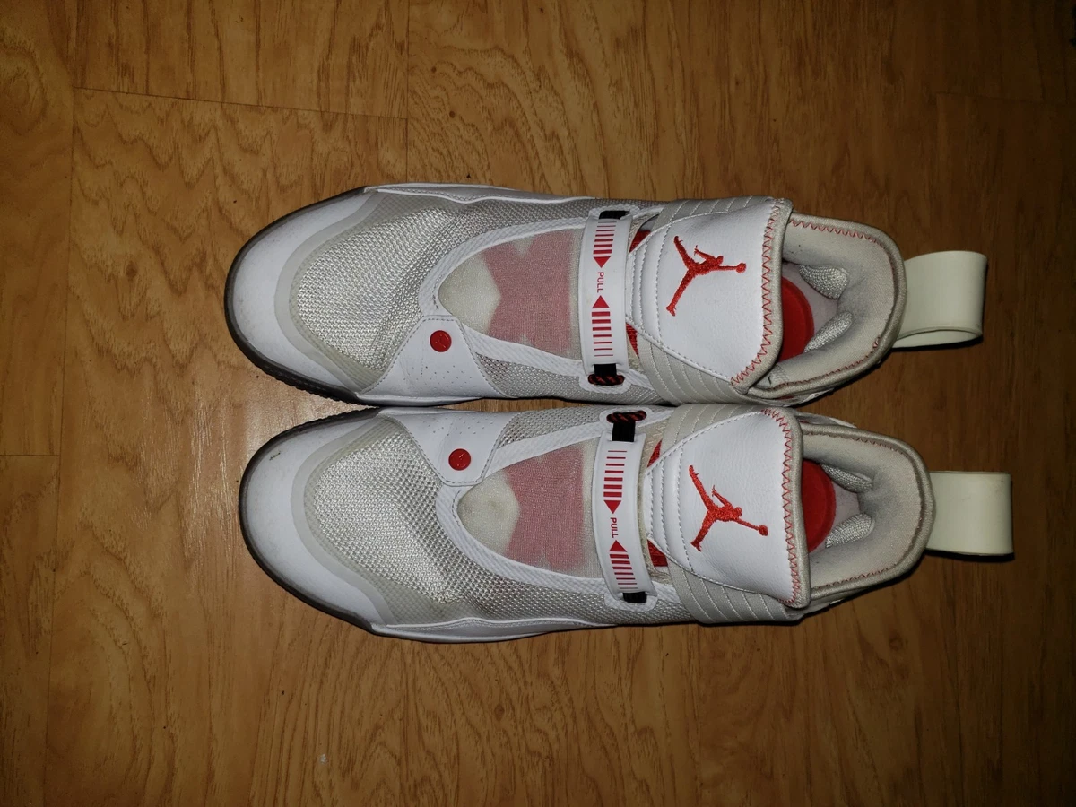 Jordan 33 SE Low White Cement for Sale | Authenticity Guaranteed