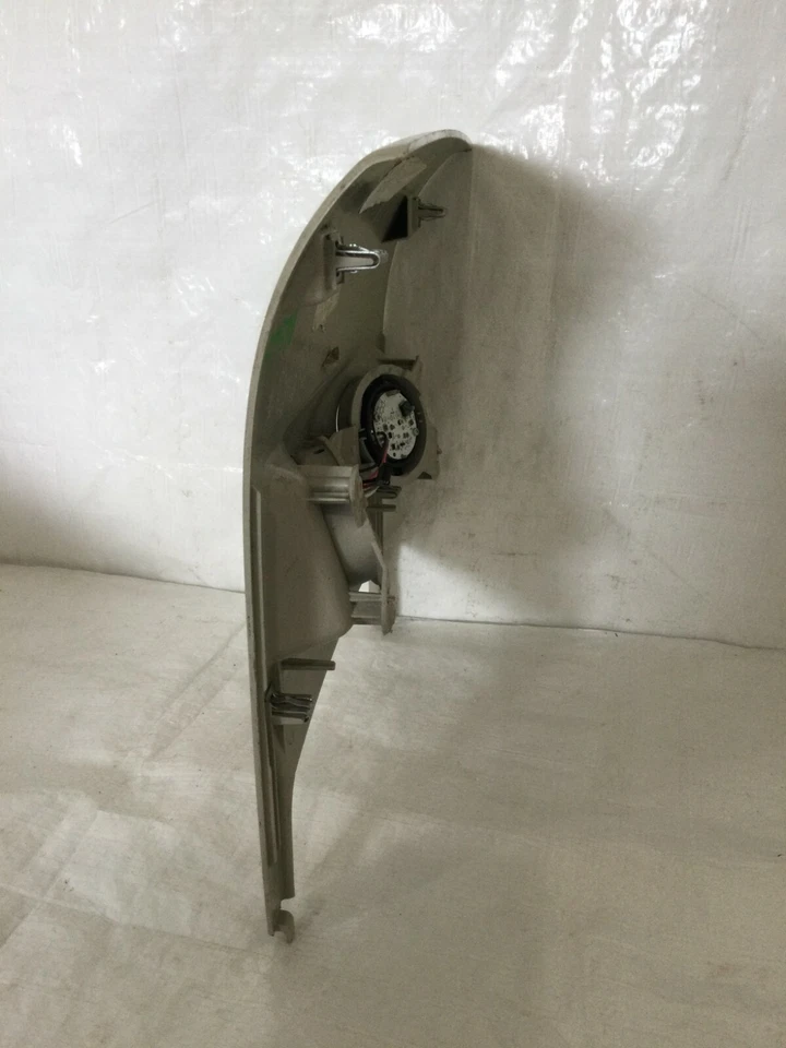 Grand Caravan Town & Country 2008-2010 techo trasero consola domo mapa luz OEM Foto 4 de 4