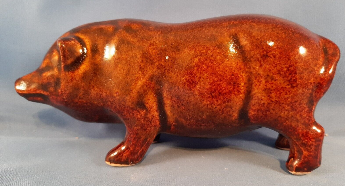 山本造船　CLASSIC PIG Vintage 2010 Red Wing Convention Commerative Pig | eBay