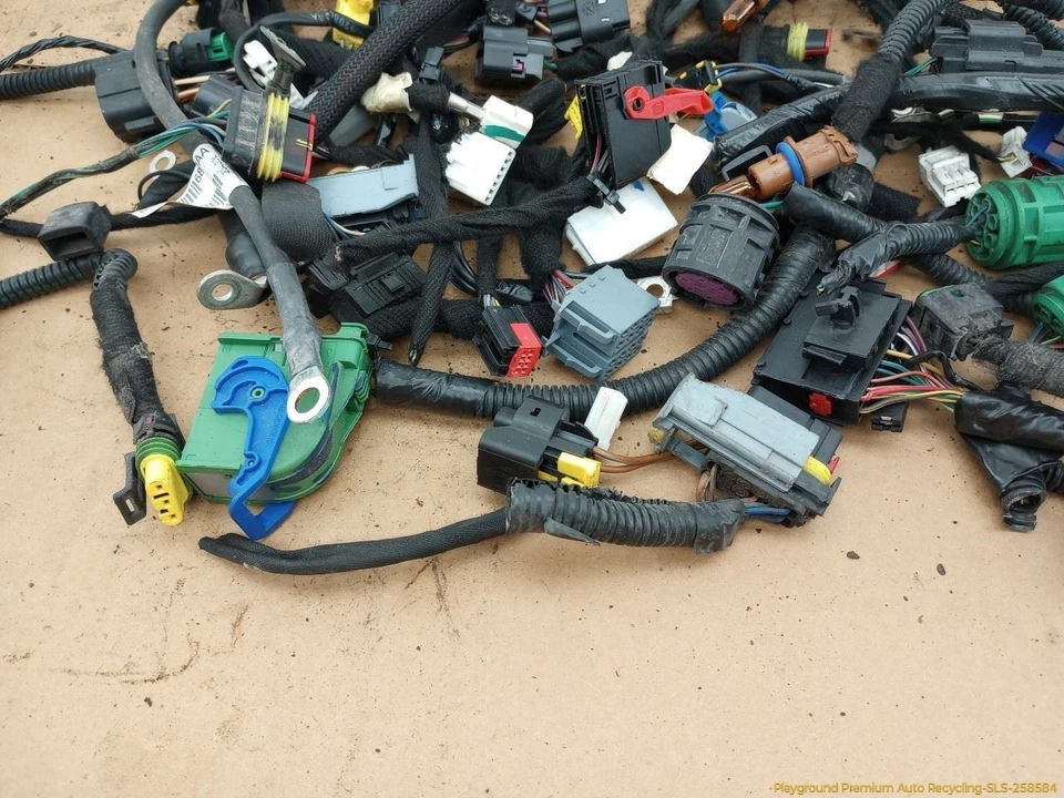 Coleta cableado vehículo Fiat 500 Abarth se adapta a 2012 2013 2014 2015 2016 2017 Foto 3 de 4